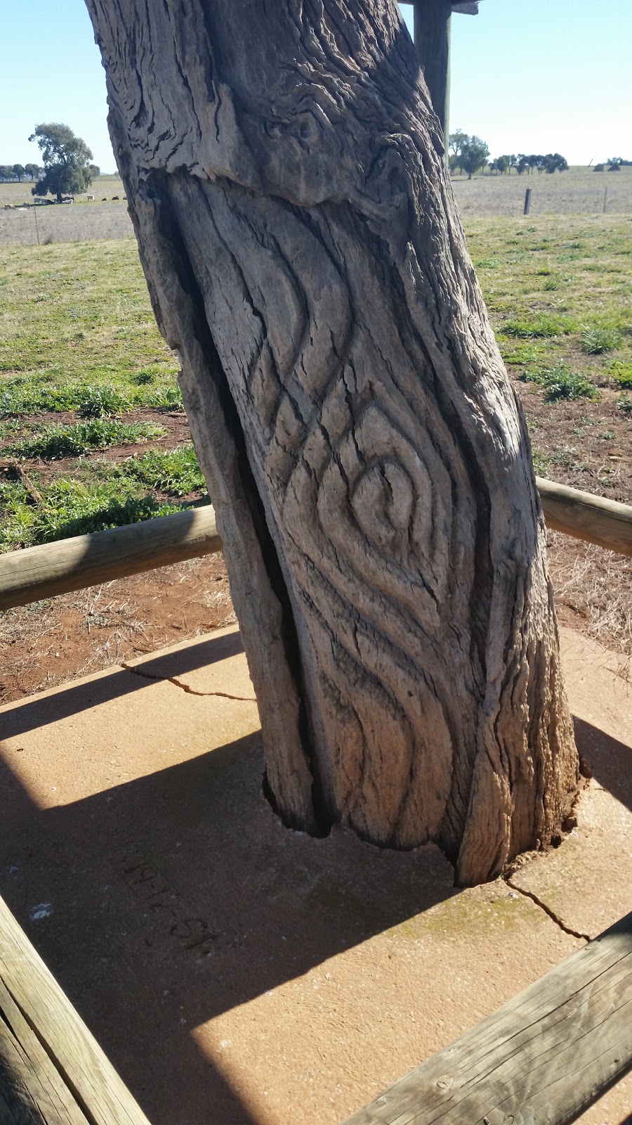 Yuranighs Aboriginal Grave | park | Molong NSW 2866, Australia