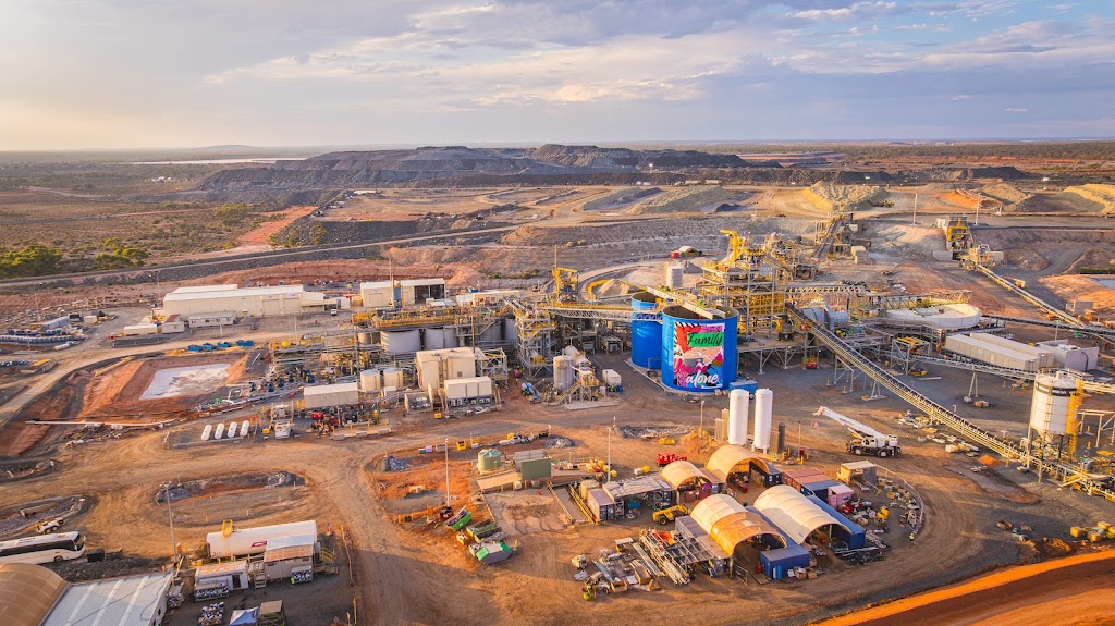 Evolution Mining Mungari Operations | Kundana Rd, Mount Burges WA 6430, Australia | Phone: (08) 9268 4000 Evolution Mining Mungari Operations | Kundana Rd, Mount Burges WA 6430, Australia | Phone: (08) 9268 4000