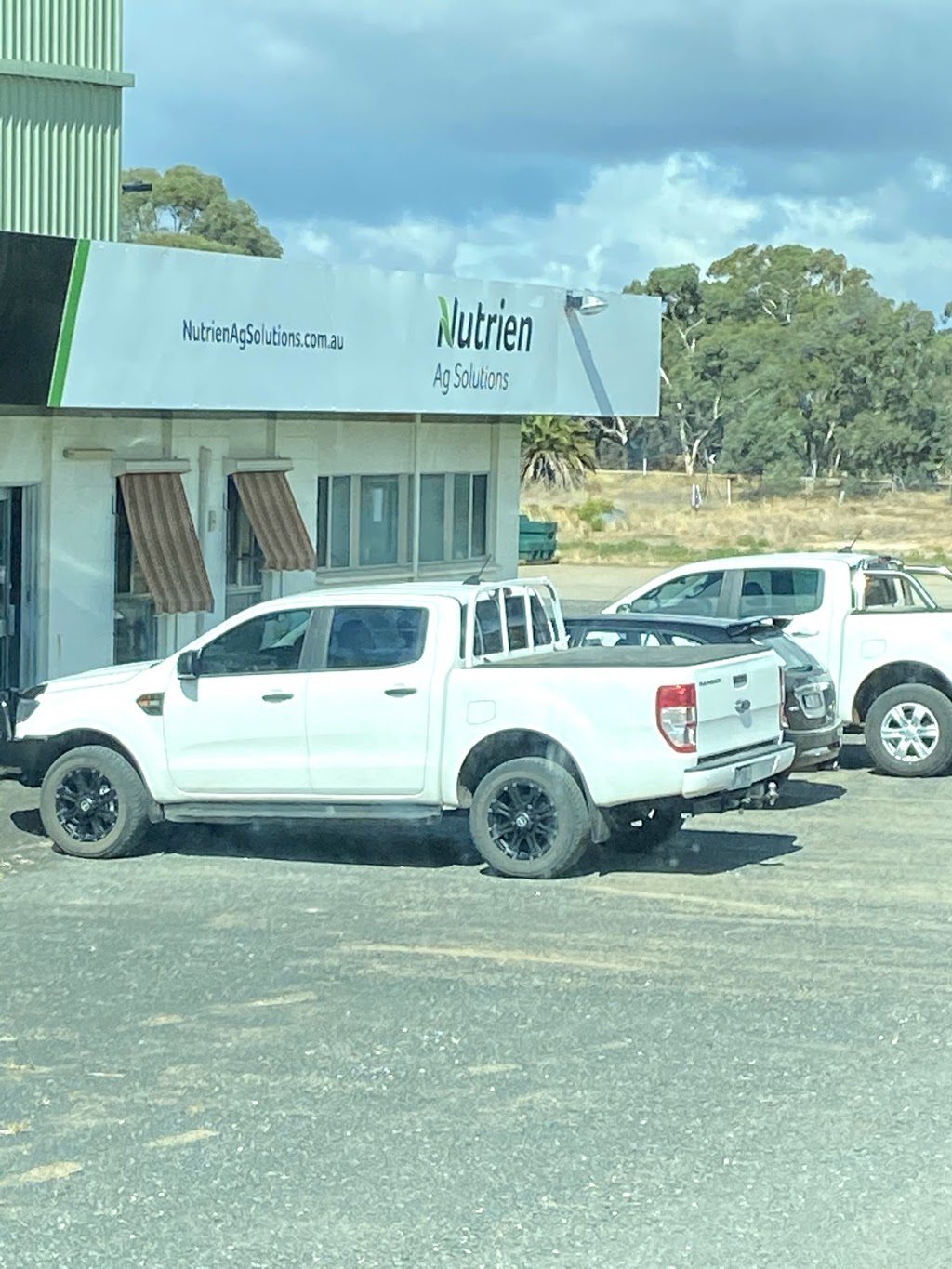 Nutrien Ag Solutions |  | Horsham Rd, Cnr Western Hwy, Dimboola VIC 3414, Australia | 0353892133 OR +61 3 5389 2133