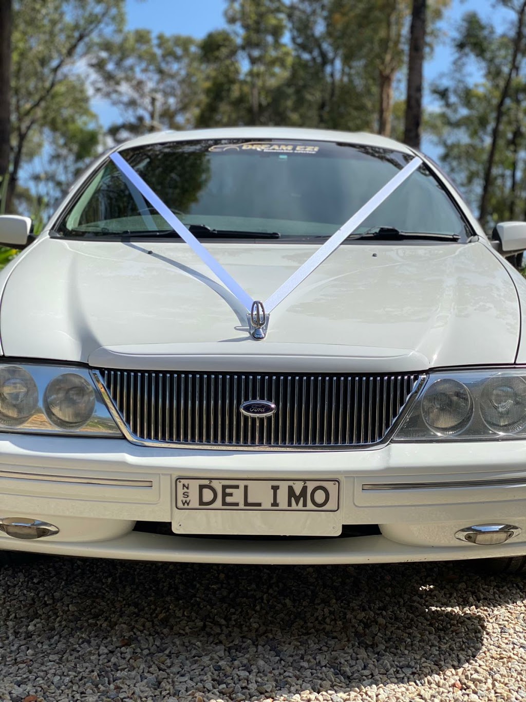 Dream Ezi Limousines |  | Singles Ridge Rd, Yellow Rock NSW 2777, Australia | 0450225755 OR +61 450 225 755