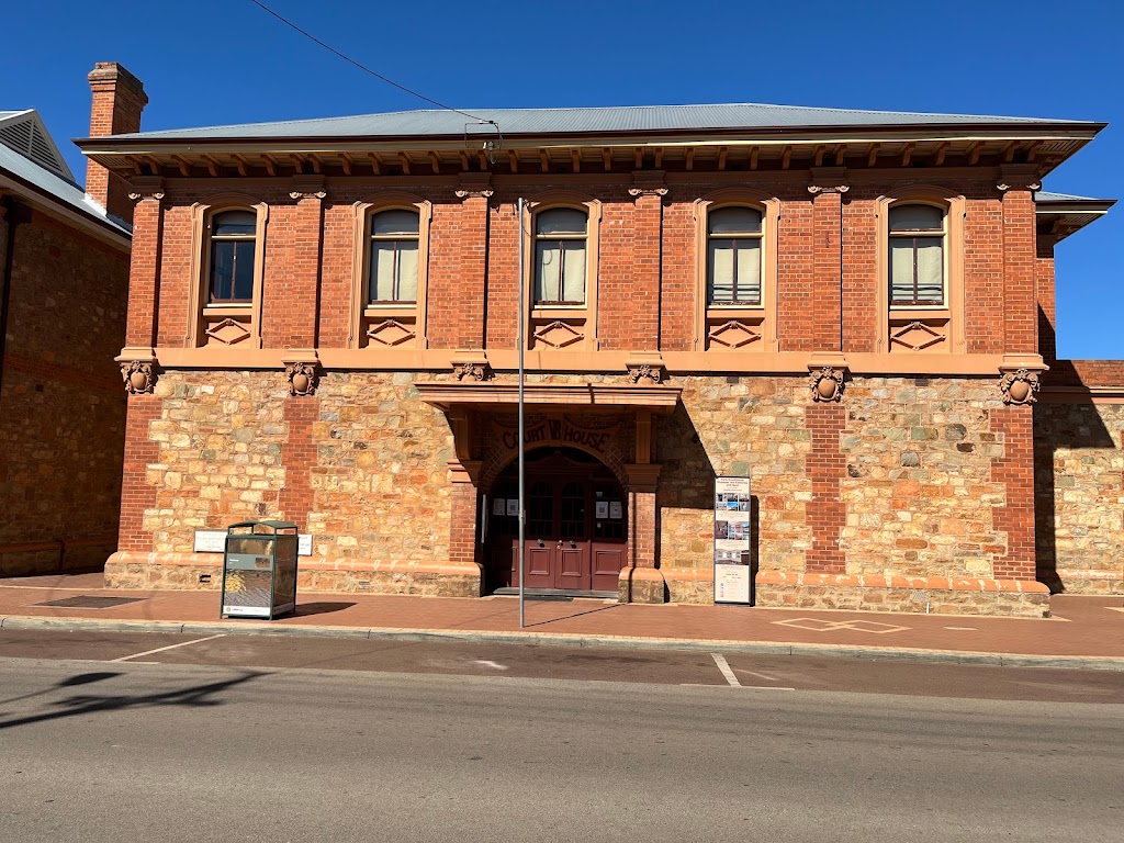 York Courthouse Complex | tourist attraction | 132 Avon Terrace, York WA 6302, Australia | 0896412072 OR +61 8 9641 2072