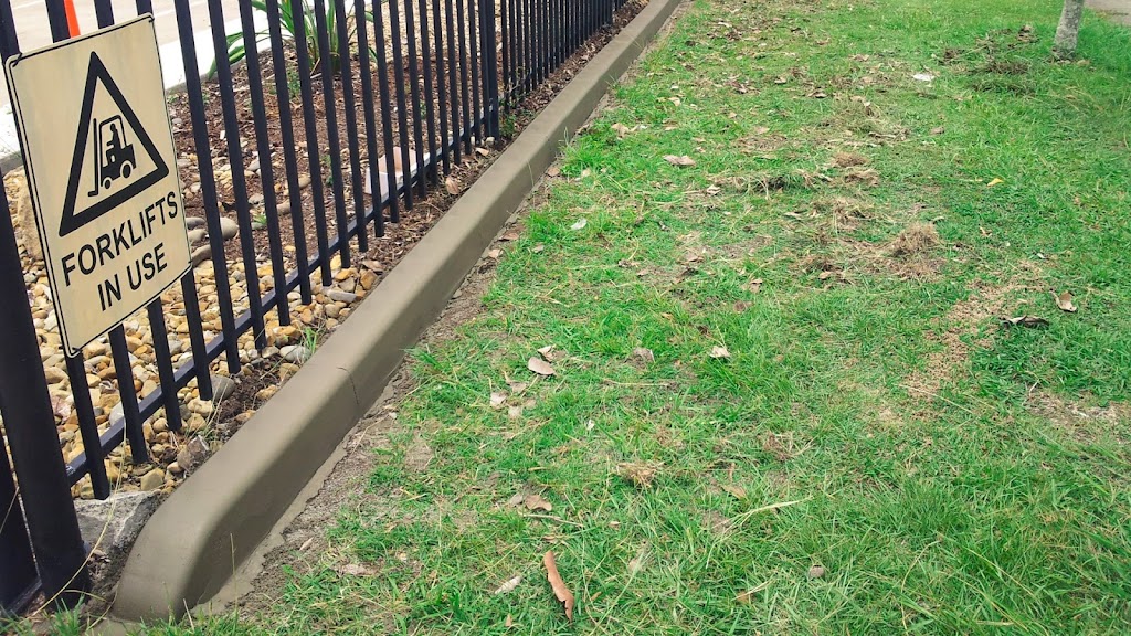 Kwik Kerb South Coast | 70 George St, Bermagui NSW 2546, Australia | Phone: 0417 298 297