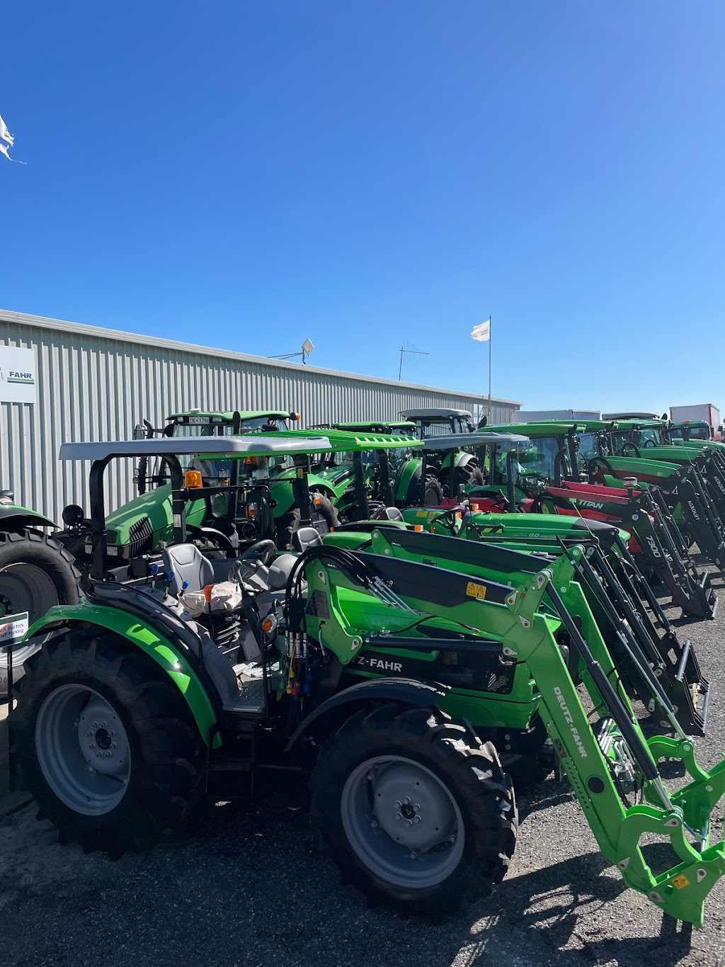 SLR Tractors and Machinery | 805 Eighty Rd, Baldivis WA 6171, Australia | Phone: 0429 622 124