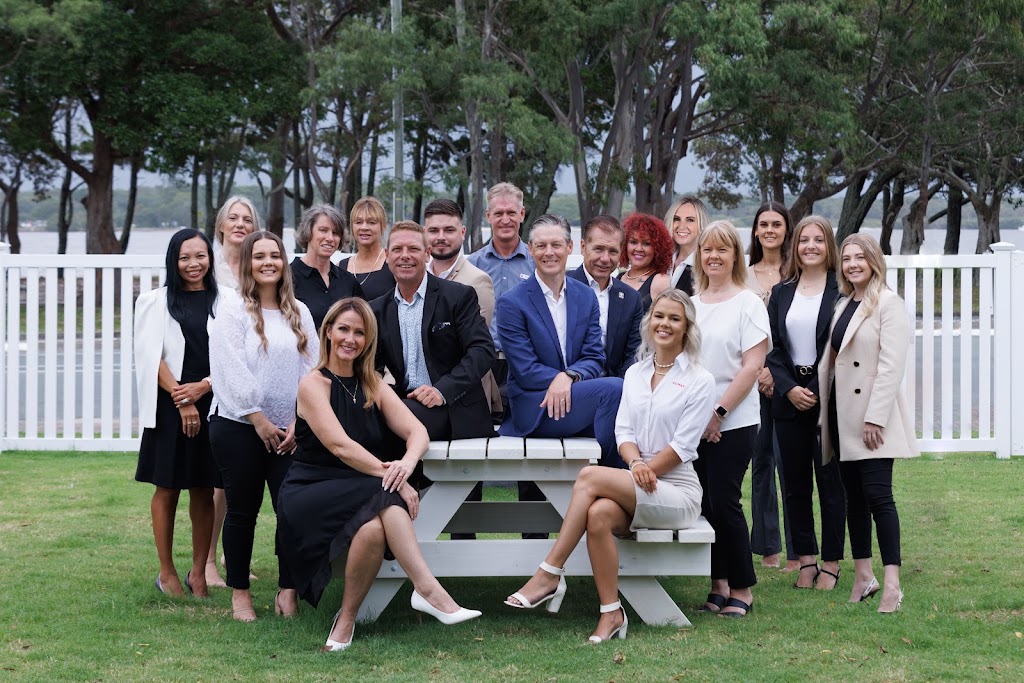 RE/MAX Advanced Ningi | 1102 Bribie Island Rd, Ningi QLD 4511, Australia | Phone: (07) 3408 4071