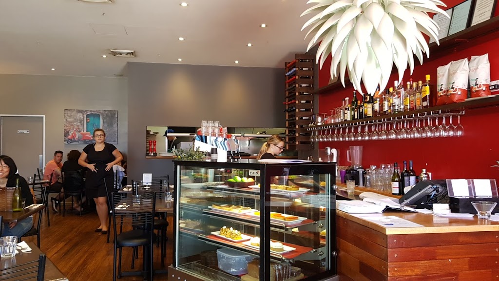 La Piazza Cafe Restaurant | restaurant | 3/33 Gartside St, Wanniassa ACT 2903, Australia | 0262962995 OR +61 2 6296 2995