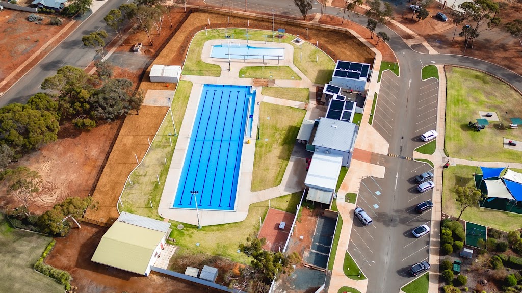 Kambalda Aquatic Facility | 2 Barnes Dr, Kambalda West WA 6442, Australia | Phone: (08) 9080 2111