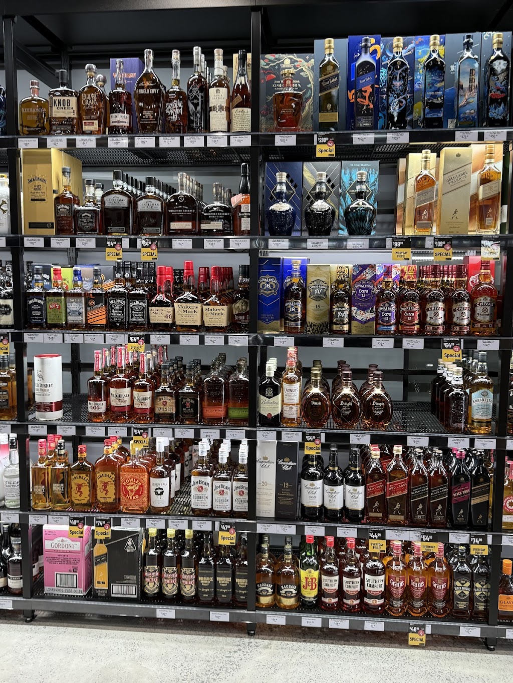 Harrys Liquor Glenmore Park | 90-98 Glenmore Ridge Dr, Glenmore Park NSW 2745, Australia | Phone: (02) 4733 7731