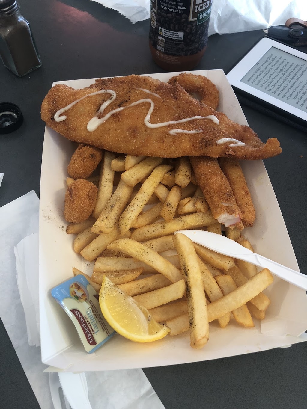 Dingers Seafood & Take Away | cafe | Toowoomba Rd, Crows Nest QLD 4355, Australia | 0746982567 OR +61 7 4698 2567