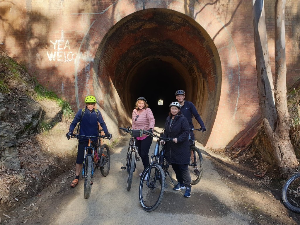 Mountain Ranges ebikes | 5 Corless Cl, Mount Evelyn VIC 3796, Australia | Phone: 0411 203 056