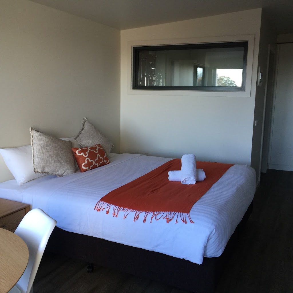 Mountain Dreaming Apartments | Lot 1 Great Alpine Rd, Hotham Heights VIC 3741, Australia | Phone: (03) 5759 3523