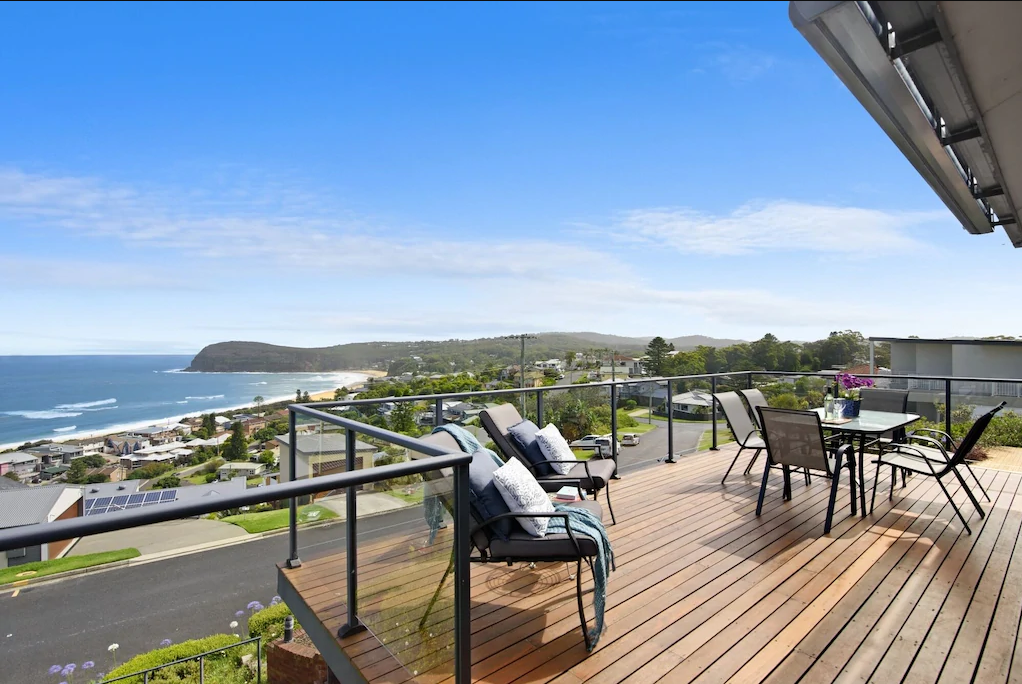 Holiday on the Central Coast | 212 Del Monte Pl, Copacabana NSW 2251, Australia | Phone: 0405 103 077