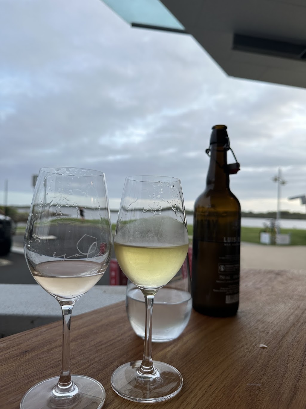 Isola Wine Shop & Tasting Room | 6/2 Martin St, Ballina NSW 2478, Australia | Phone: 0466 918 850