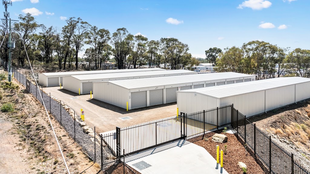 3B Self Storage Bendigo | 18 Fairview Rd, Kangaroo Flat VIC 3555, Australia | Phone: (03) 5454 6600