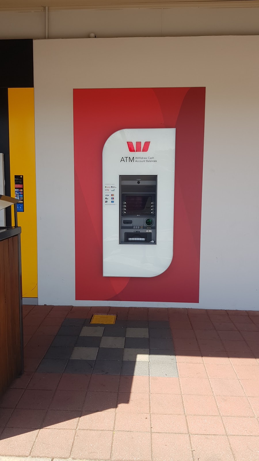Westpac ATM | atm | ATM Bunker, 20 Strelitzia Ave, Forrestfield WA 6058, Australia | 132032 OR +61 132032