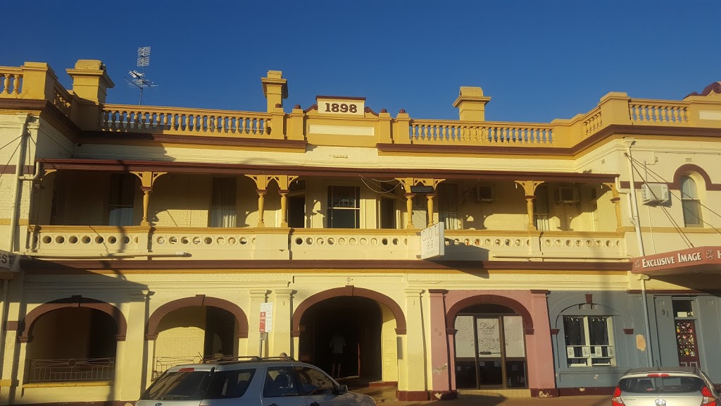 Centre of Town | lodging | 87 Maitland St, Narrabri NSW 2390, Australia | 0267925390 OR +61 2 6792 5390