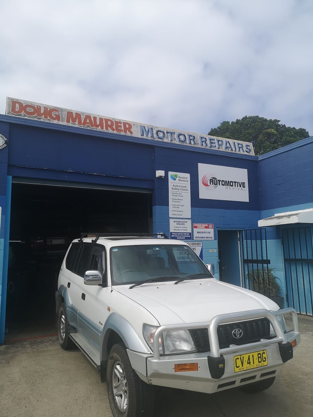 Doug Maurer Motor Repairs | car repair | 10/44-46 Ourimbah Rd, Tweed Heads NSW 2485, Australia | 0755366663 OR +61 7 5536 6663
