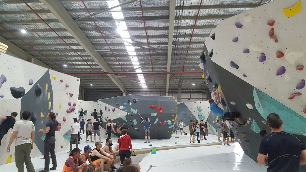 BlocHaus Bouldering | 2, 2/1 Dairy Rd, Fyshwick ACT 2609, Australia | Phone: (02) 6280 8830