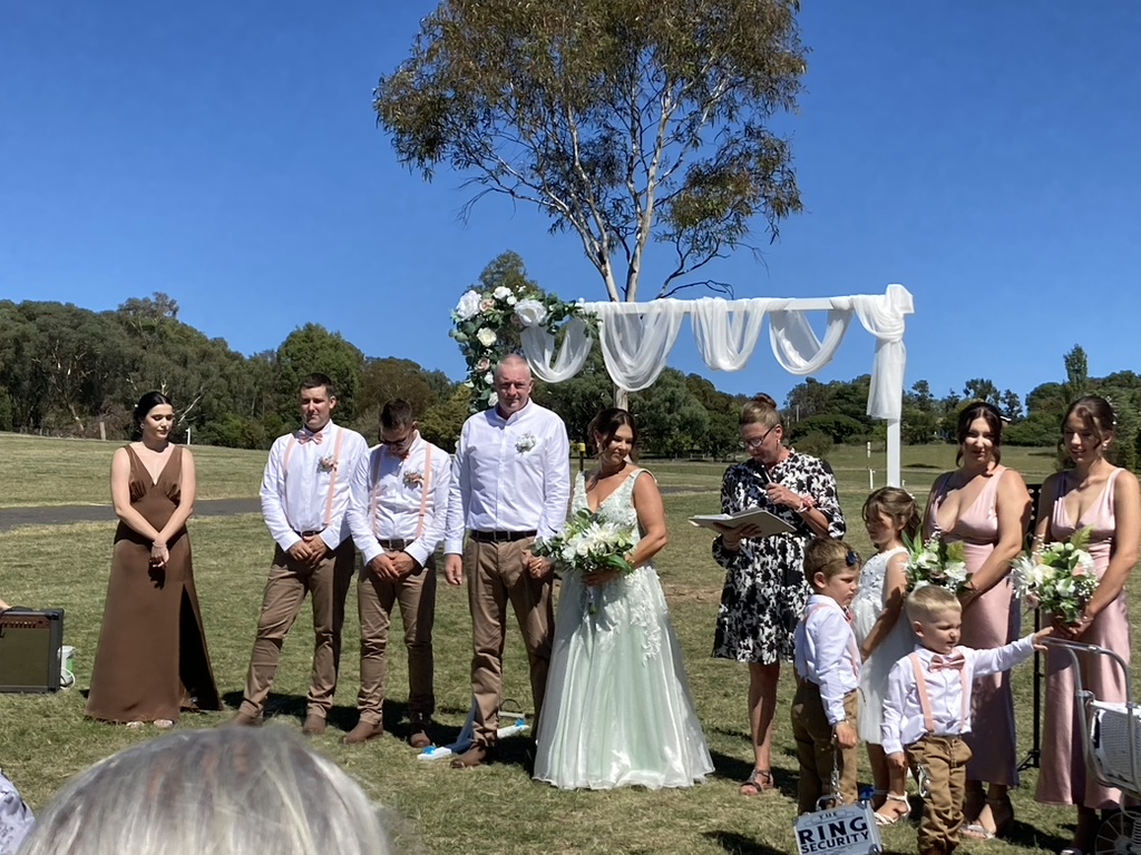 Married By Mish | 10 Zernike Rd, Lockrose QLD 4342, Australia | Phone: 0439 201 033