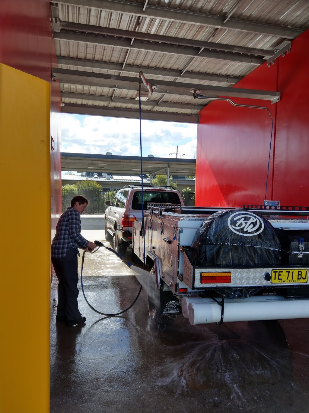 A-Park Carwash & Dogwash | car wash | 3-5 Russell St, Albion Park NSW 2527, Australia
