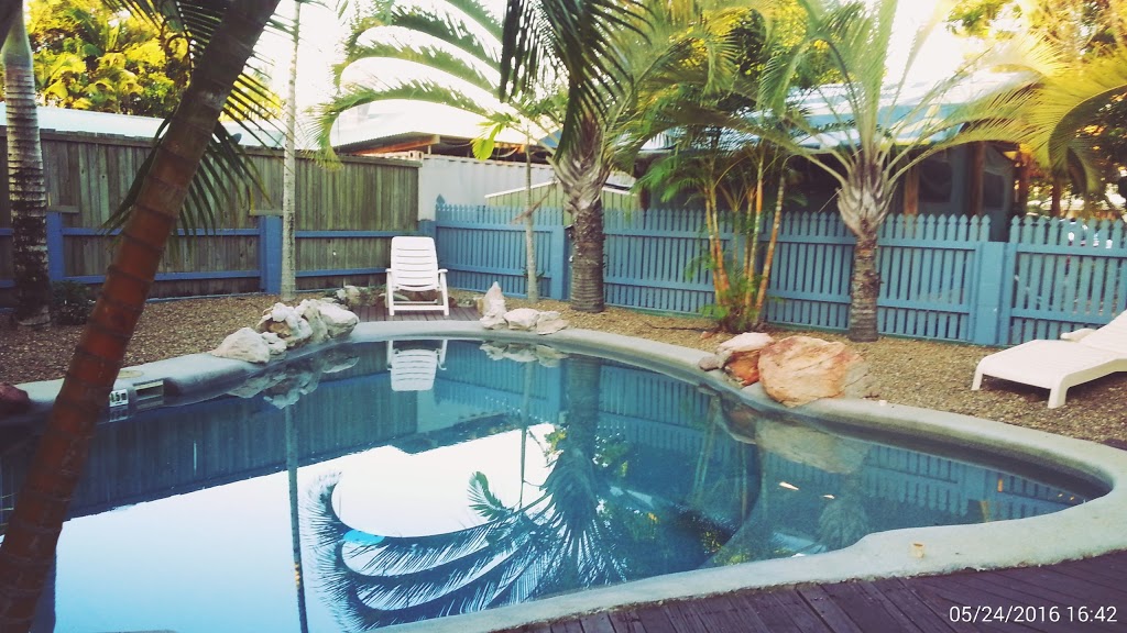 Pippies Beachhouse Backpackers | 22 Spectrum St, Rainbow Beach QLD 4581, Australia | Phone: (07) 5486 8503