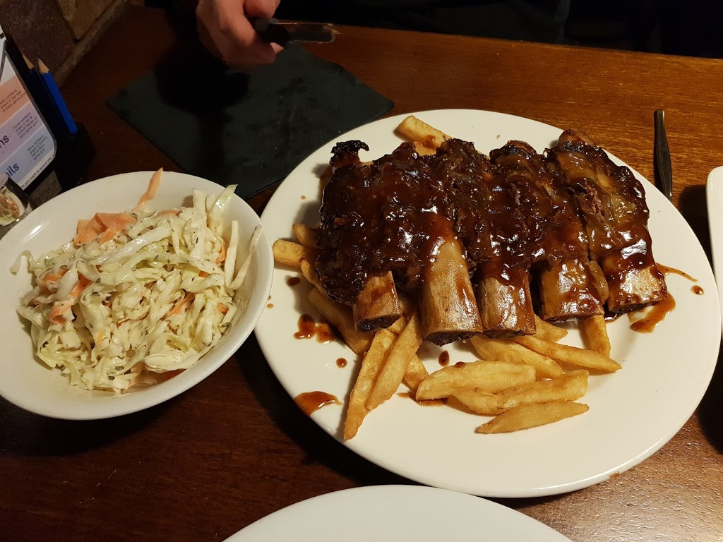 Amaroo Tavern | restaurant | Amaroo Dr, Moree NSW 2400, Australia | 0267524911 OR +61 2 6752 4911