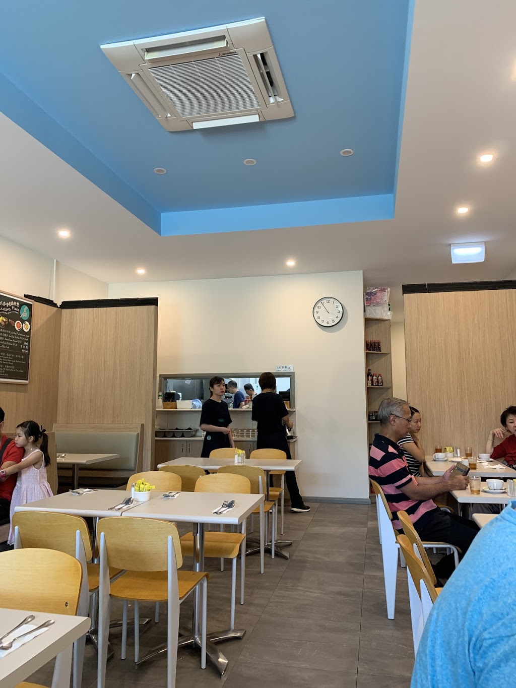 名茶餐廳 by new age cafe | 29 Tunstall Square, Doncaster East VIC 3109, Australia | Phone: (03) 9842 3131