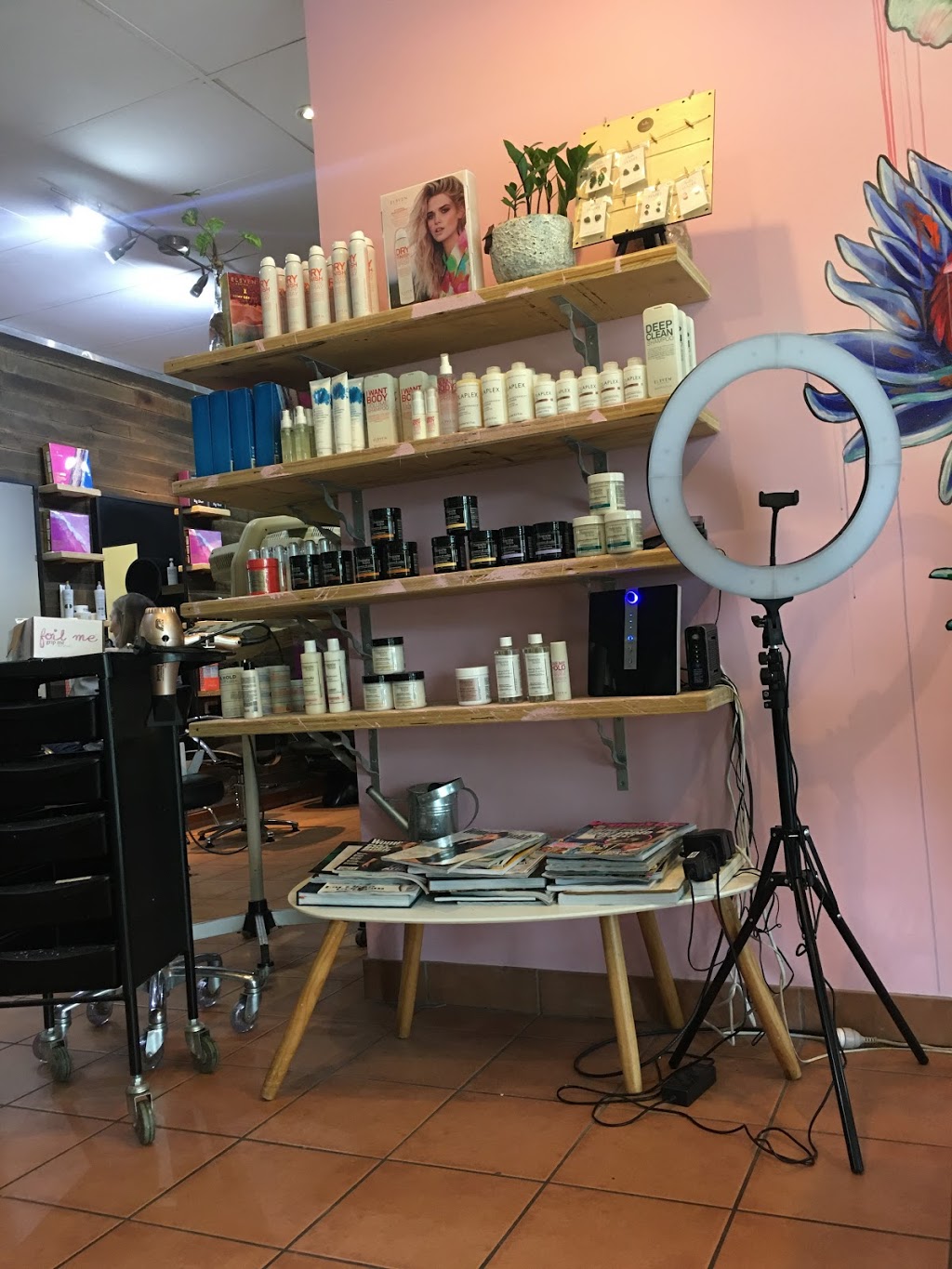 Hutch & Co Hair Bar (398 Tarragindi Rd) Opening Hours