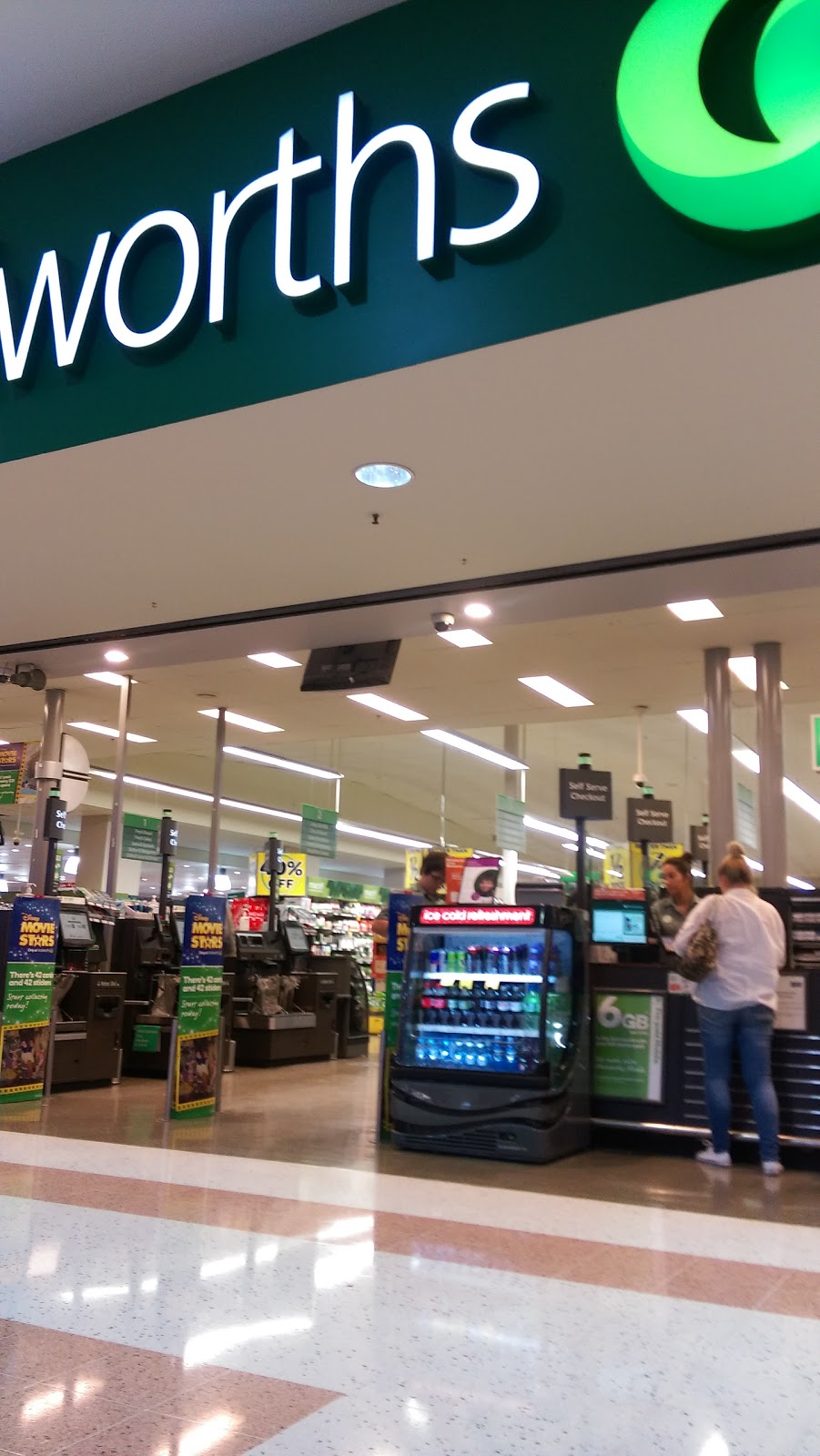 Woolworths Runaway Bay | supermarket | 10-12 Lae Dr, Runaway Bay QLD 4216, Australia | 0755583237 OR +61 7 5558 3237