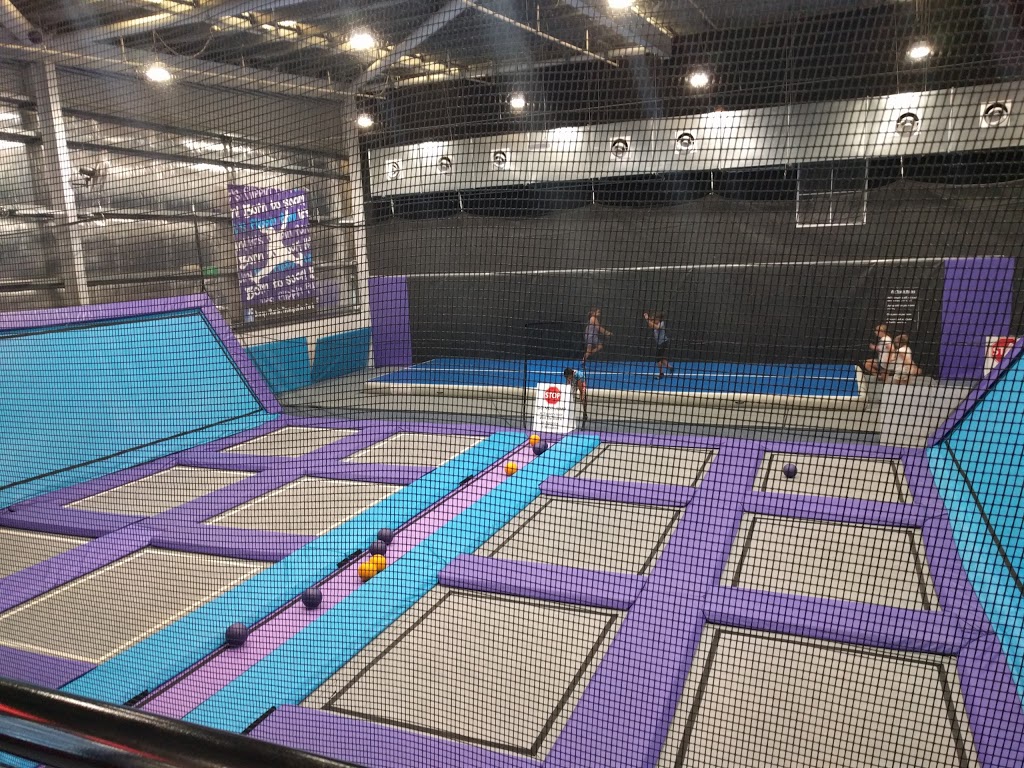 Jump Mania Trampoline Park | cafe | Raintrees Shopping Centre, 118A Corner Koch, Alfred Street, Manunda Cairns QLD 4870, Australia | 0742124066 OR +61 7 4212 4066