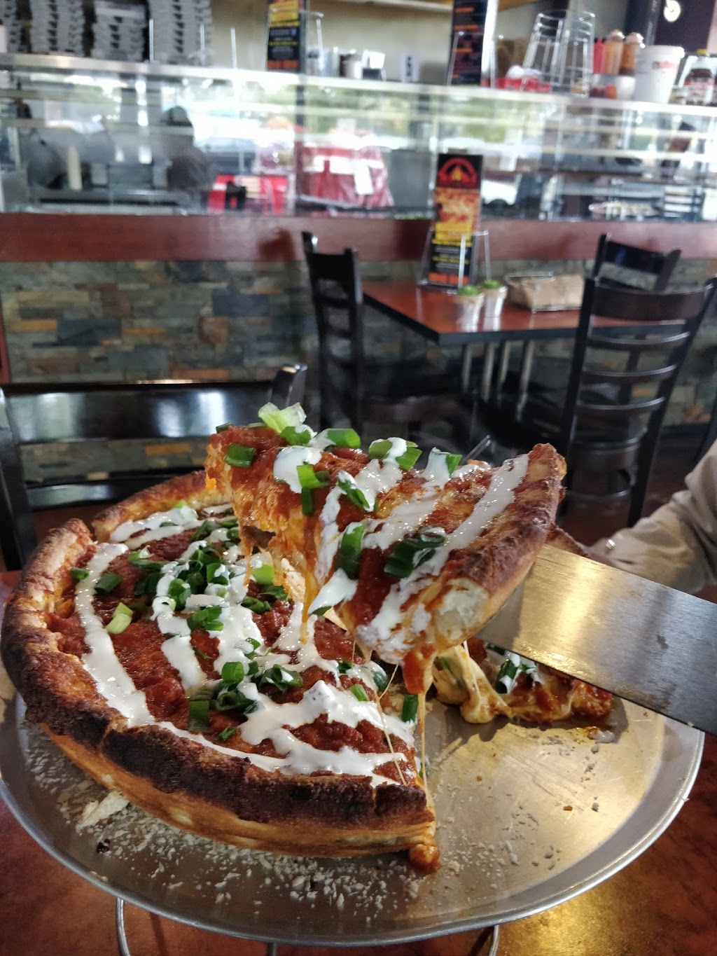Sisi Woodfire Pizza and Pasta | 3/38 Lakeside Blvd, Pakenham VIC 3810, Australia | Phone: (03) 5940 8200