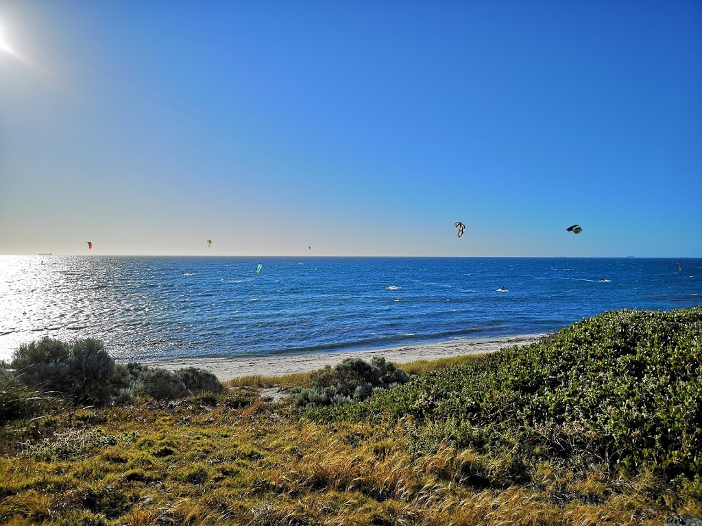 South Cottesloe Beach Excercise Park | park | Cottesloe WA 6011, Australia