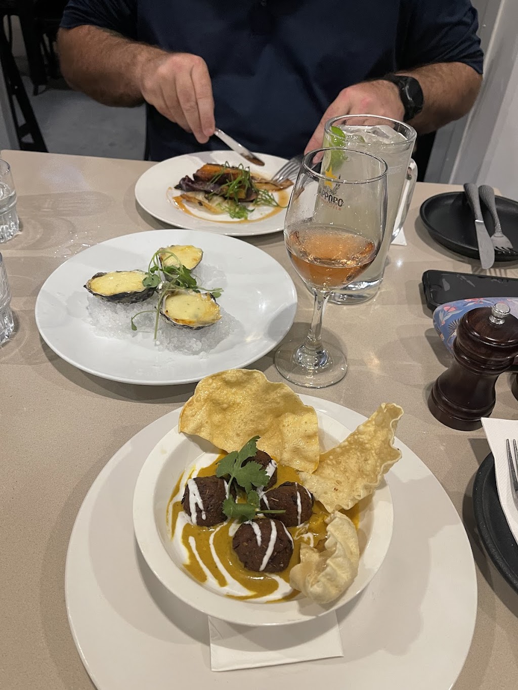 Saltbush Bar & Grill | 2 Martin St, Ballina NSW 2478, Australia | Phone: (02) 6618 1188
