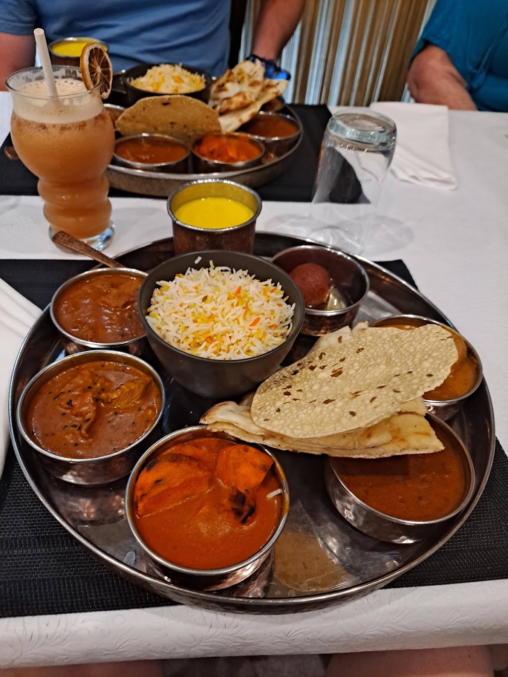 Garlic Clove Indian Restaurant | Shop 15A/37 Eggersdorf Rd, Ormeau QLD 4208, Australia | Phone: (07) 5546 6040