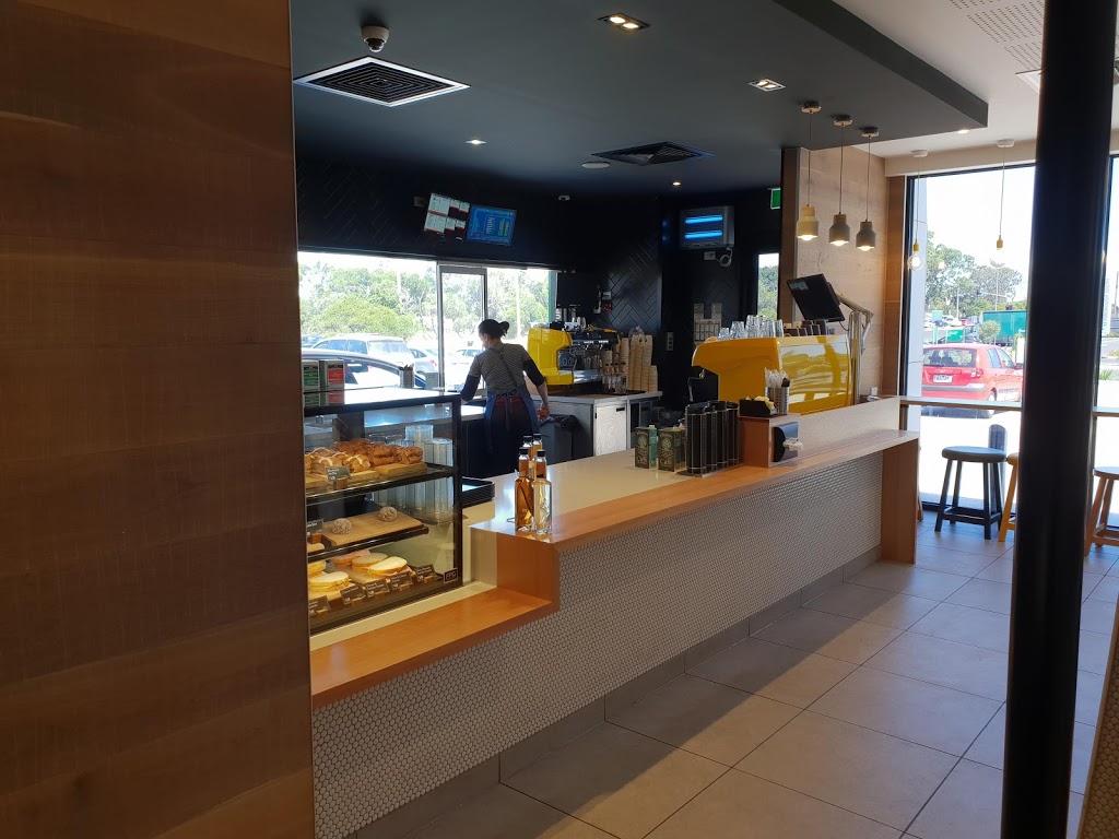 McDonaldss Keysborough South | cafe | 185 Hutton Rd, Keysborough VIC 3173, Australia | 0387841000 OR +61 3 8784 1000