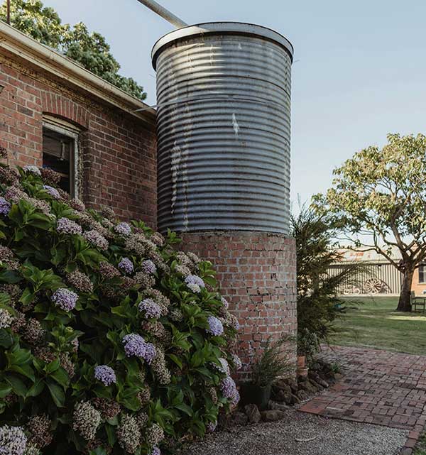 Yuulong Estate - Weddings & Events | 30 Yuulong Rd, Scotsburn VIC 3352, Australia | Phone: 0400 951 205