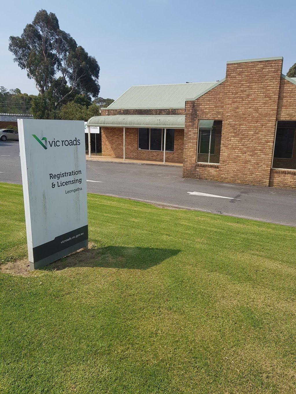 VicRoads - Leongatha Customer Service Centre | local government office | 11 Anderson St, Leongatha VIC 3953, Australia | 131171 OR +61 131171
