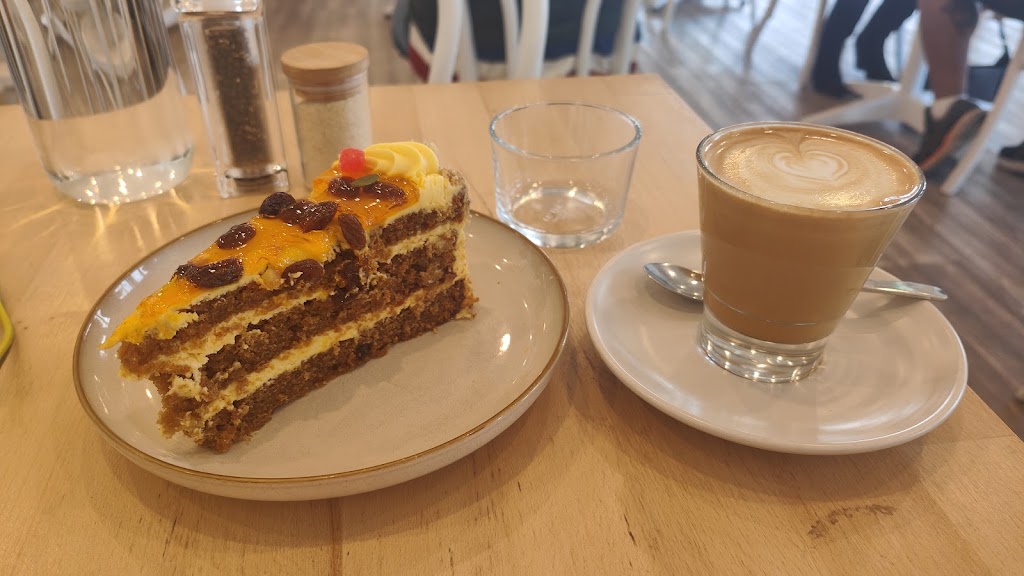 Harbourside Cafe | 17 Skinner St, Hastings VIC 3915, Australia | Phone: (03) 5910 4433