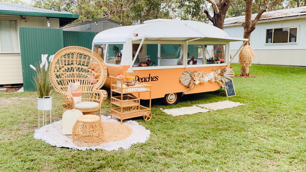 Peaches Vintage Caravan Bar Mobile Bar | 46 Ntaba Rd, Jewells NSW 2280, Australia | Phone: 0466 643 385