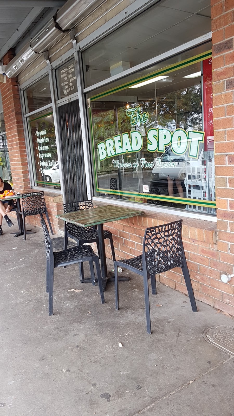 The Bread Spot | bakery | shop 3/143 Warrandyte Rd, Langwarrin VIC 3910, Australia | 0383703570 OR +61 3 8370 3570