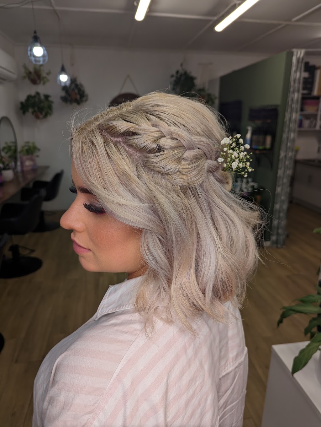 Sharayah Hill Makeup Artist | 55 Bennett St, Inverell NSW 2360, Australia | Phone: 0435 283 302