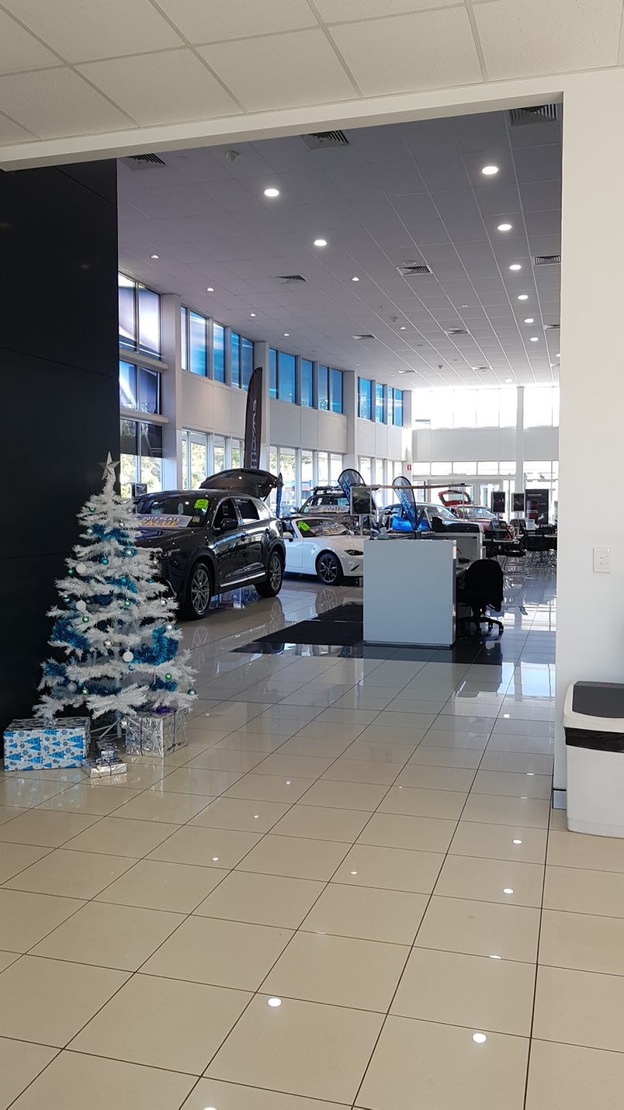 Glendale Mazda | car dealer | 359 Lake Rd, Glendale NSW 2285, Australia | 0240398239 OR +61 2 4039 8239