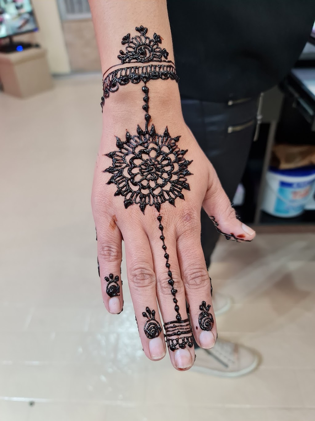 Magic beauty secrets indian parlour | 25 Symonds Rd, Dean Park NSW 2761, Australia | Phone: 0421 017 049