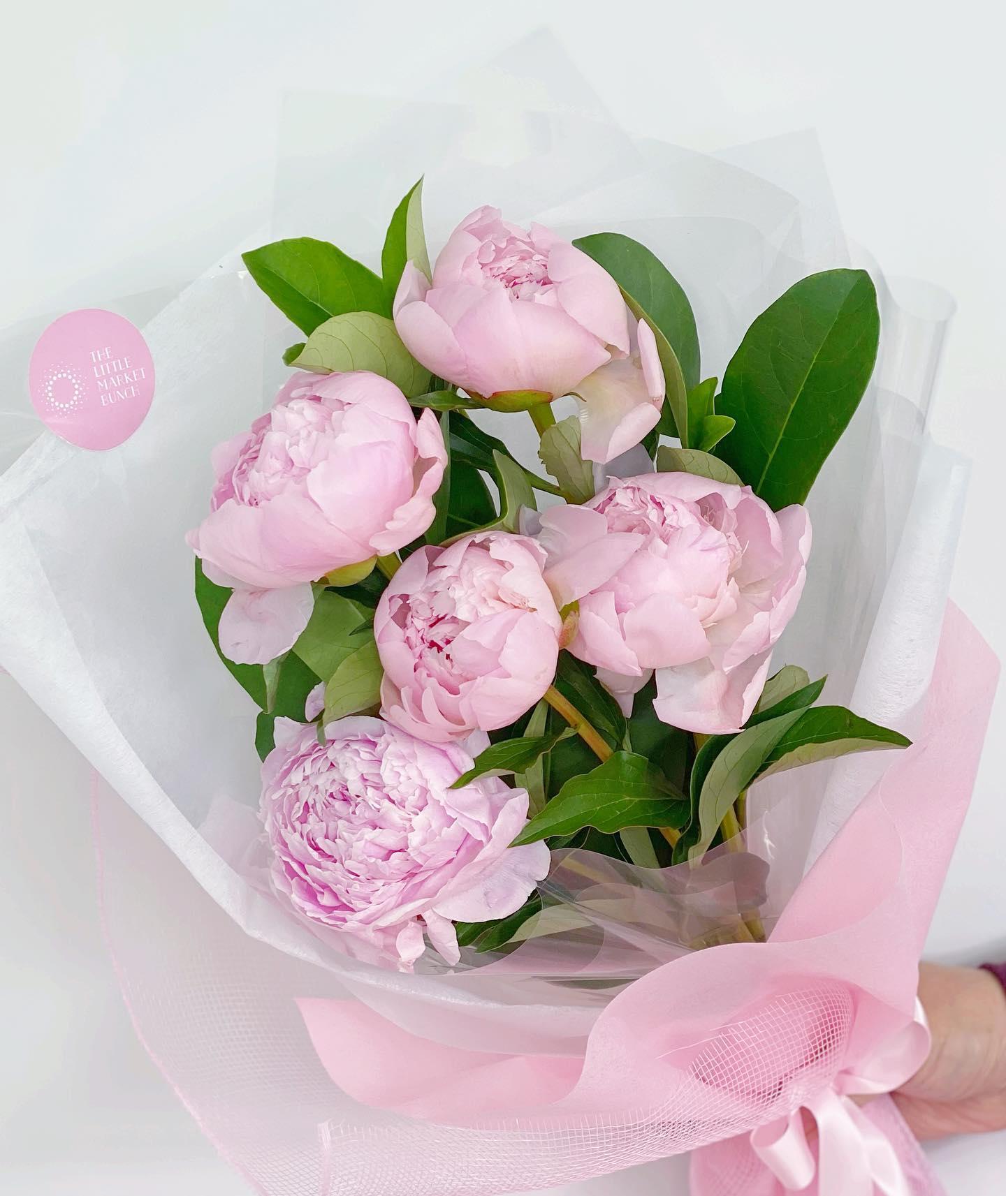 flower delivery Melbourne | The little market bunch | 6/46 Export Dr, Brooklyn VIC 3012, Australia | Phone: 0452 554 811