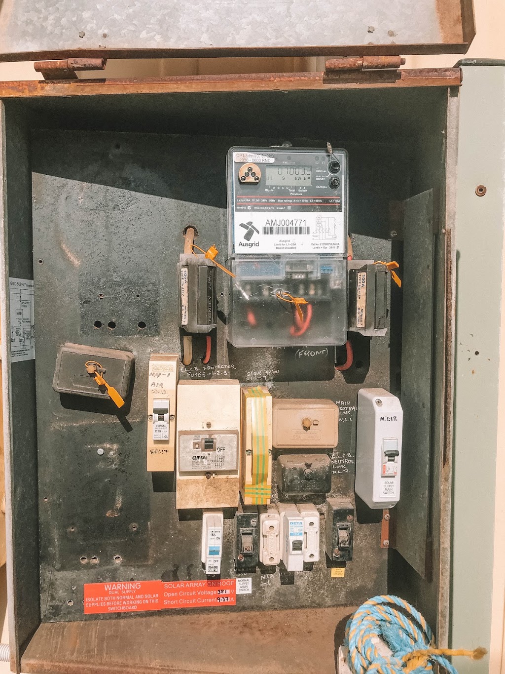 Coast Complete Electrical Solutions - Level 2 Electrician Centra | electrician | 22 Digby Rd, Springfield NSW 2250, Australia | 0434252416 OR +61 434 252 416