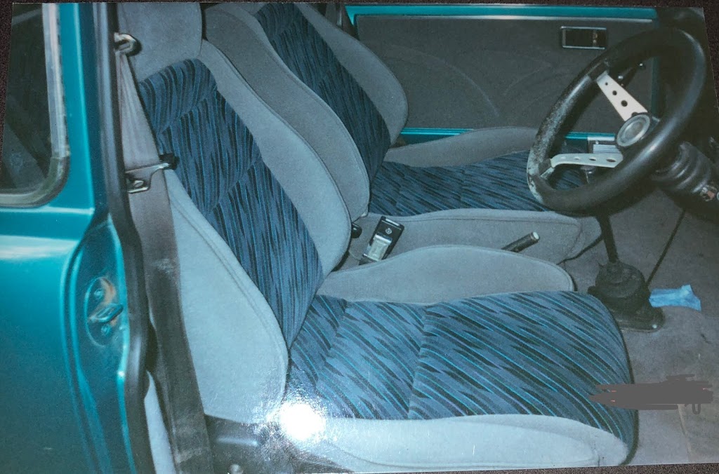 Stitch It Up Car Interior’s | 8 Wallaby Cl, Bossley Park NSW 2176, Australia | Phone: 0417 229 045