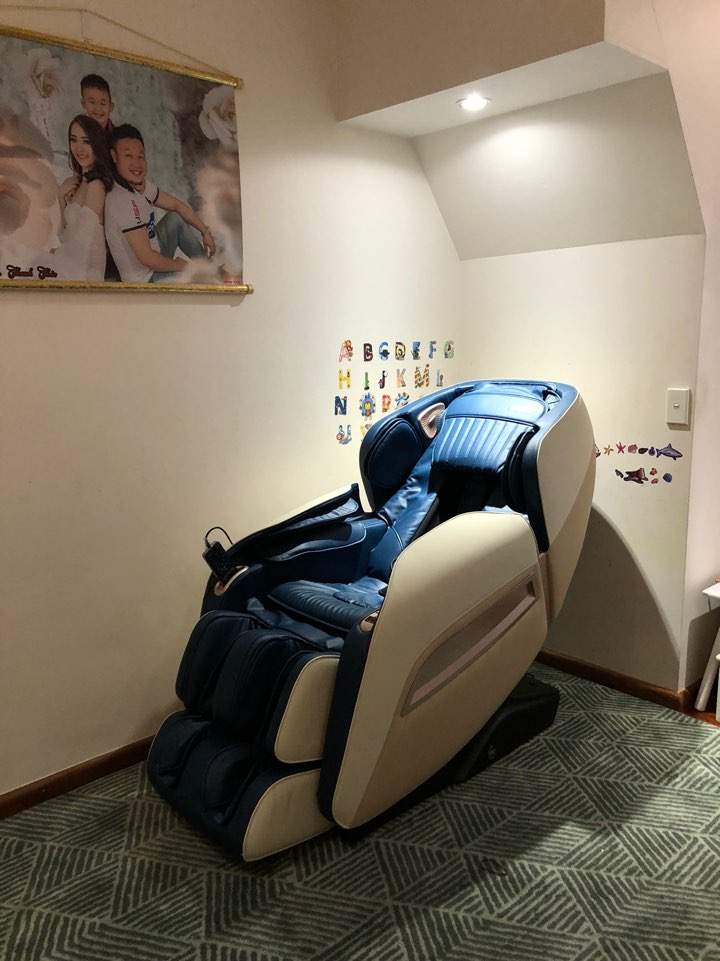 iRest Massage Chair _ Macquarie Centre | Cnr Herring Rd &, Waterloo Rd, North Ryde NSW 2113, Australia | Phone: 1800 879 219