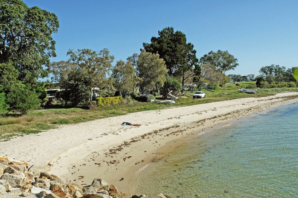 Bradburys Beach Camping Ground | campground | Flinders Ave, Dunwich QLD 4183, Australia | 0734099668 OR +61 7 3409 9668