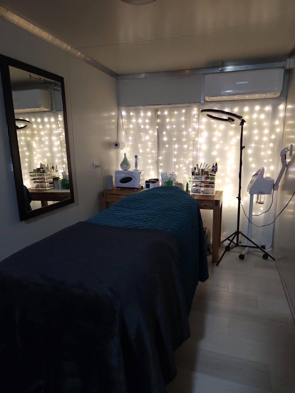 Earthside Collective & Co PTY LTD | 291 Stoney Camp Rd, Greenbank QLD 4124, Australia | Phone: 0422 956 536