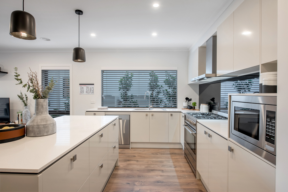Bentley Homes Meridian Display | general contractor | 12/14 Observatory St, Clyde North VIC 3978, Australia | 0390129693 OR +61 3 9012 9693