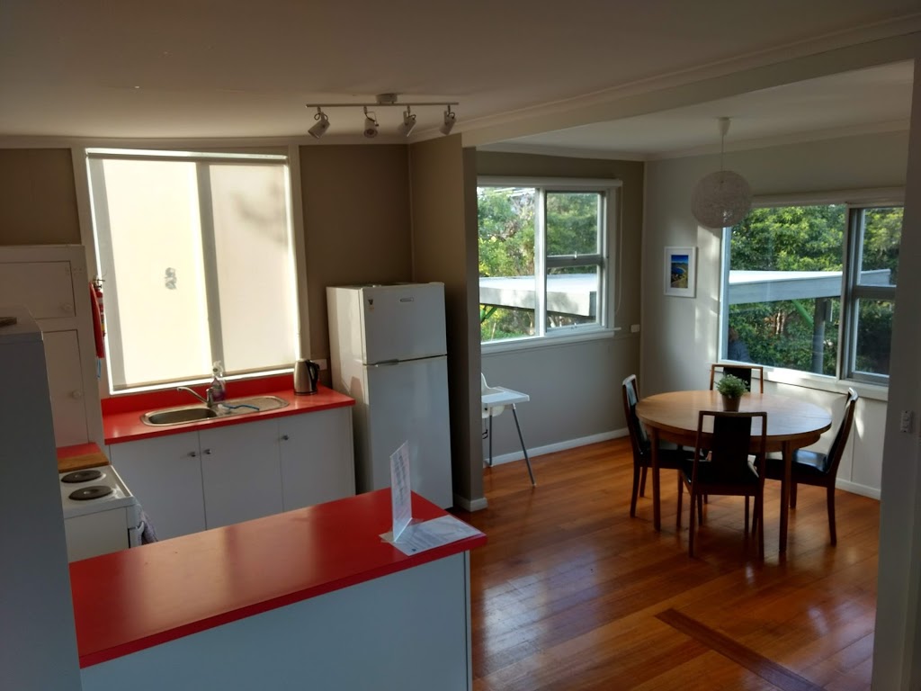 Cove Beach Apartments | 97 Esplanade, Coles Bay TAS 7215, Australia | Phone: (03) 6257 0119